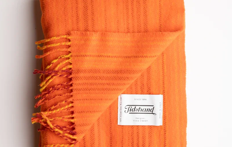 Filt Snark orange, Viola Gråsten