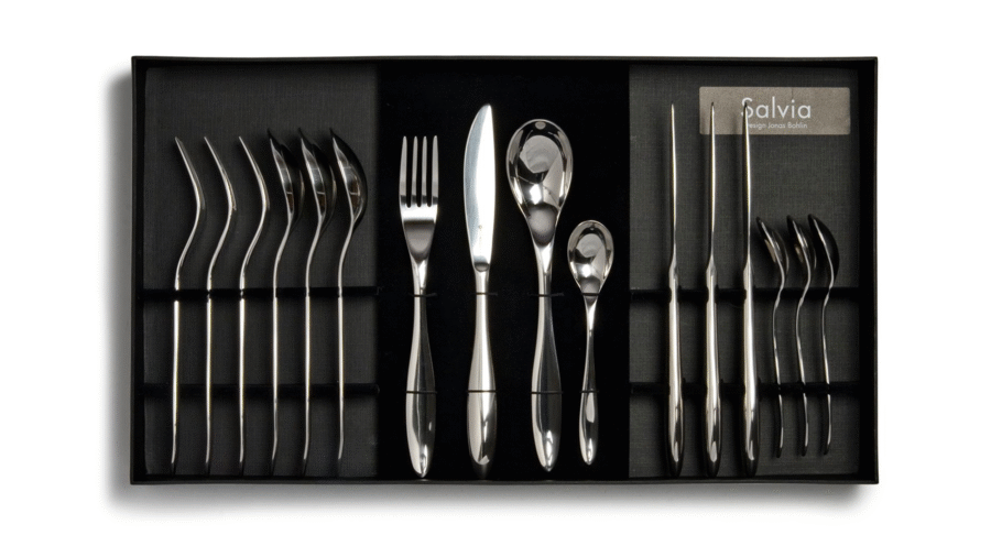 Salvia bestickset 16 delar